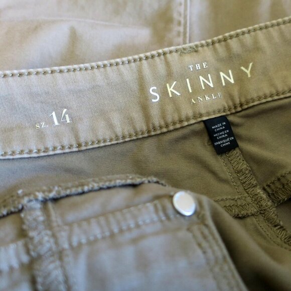 White House Black Market Skinny Zip Ankle Floral Embroidered Pants Women's 14 - Picture 8 of 10